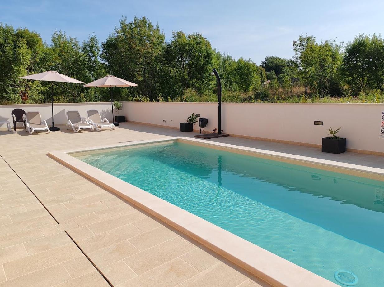Oleander Lovrecica-residence With Pool Apartment