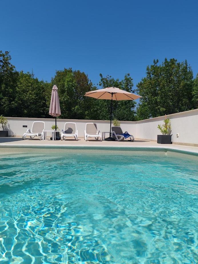 Oleander Lovrecica-residence With Pool *